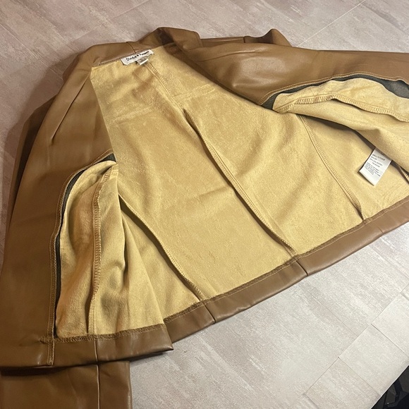 Faux Tan Leather cropped Jacket/blazer- size L - Picture 5 of 11